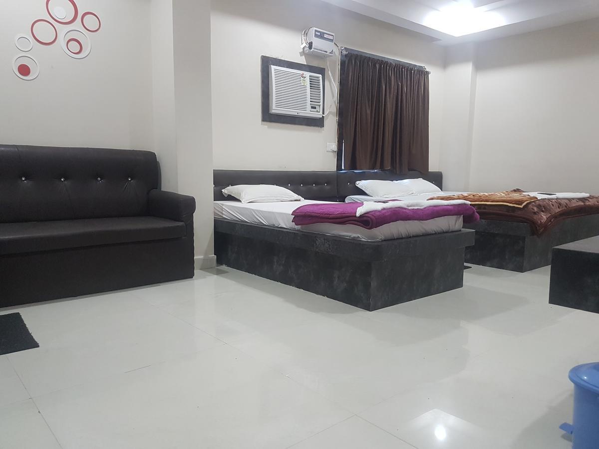 גאיה Hotel Grand Palace מראה חיצוני תמונה