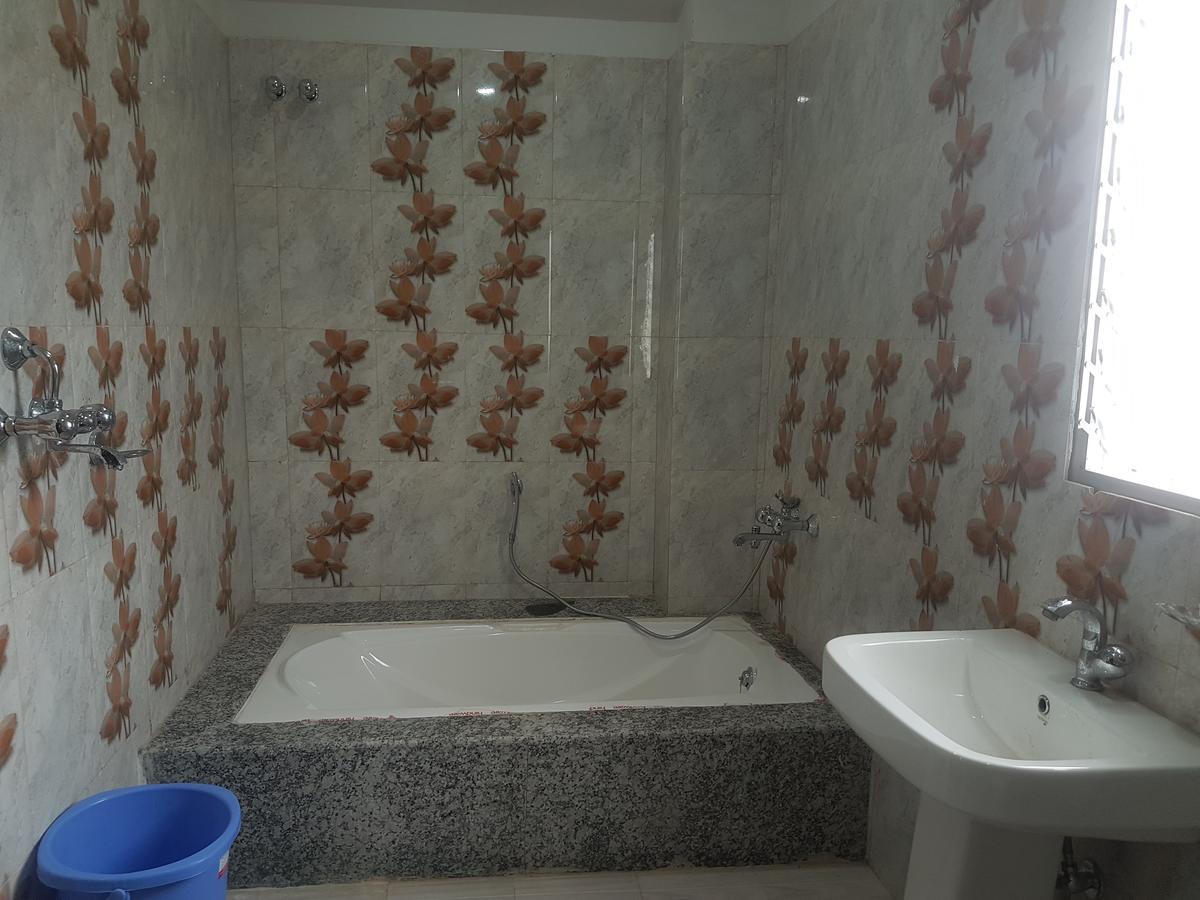 גאיה Hotel Grand Palace מראה חיצוני תמונה