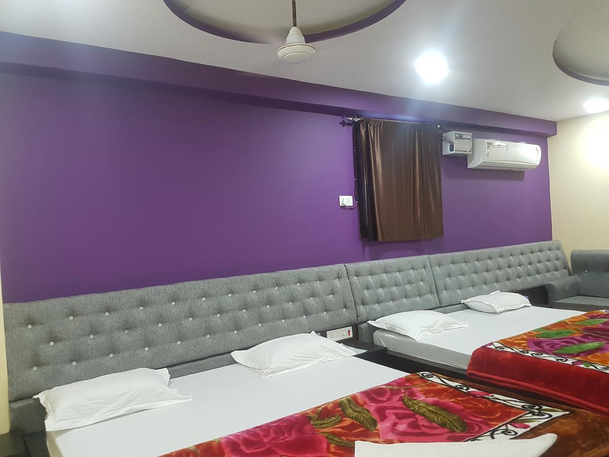 גאיה Hotel Grand Palace מראה חיצוני תמונה